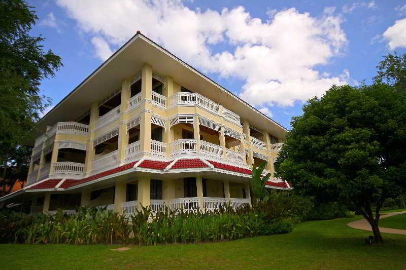 Dheva Mantra Resort Kanchanaburi Exterior foto